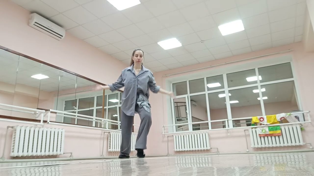 Танцую по Circus Britney Spears 