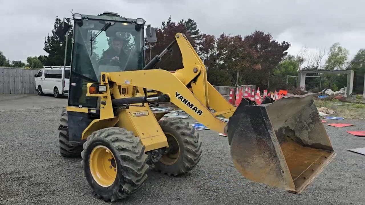 N171287 - 2013 Yanmar V4-6 Loader