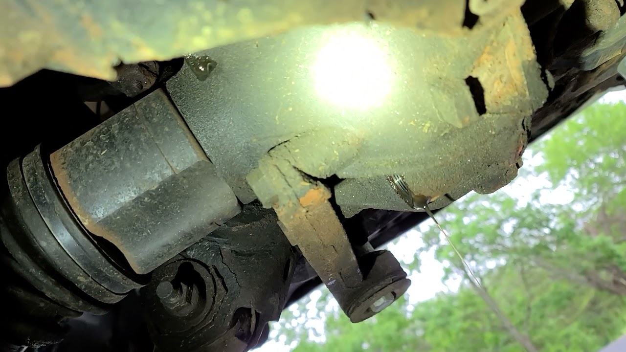 4th gen (2003-2009) Toyota 4runner front diff fluid change ACTUAL instructional video