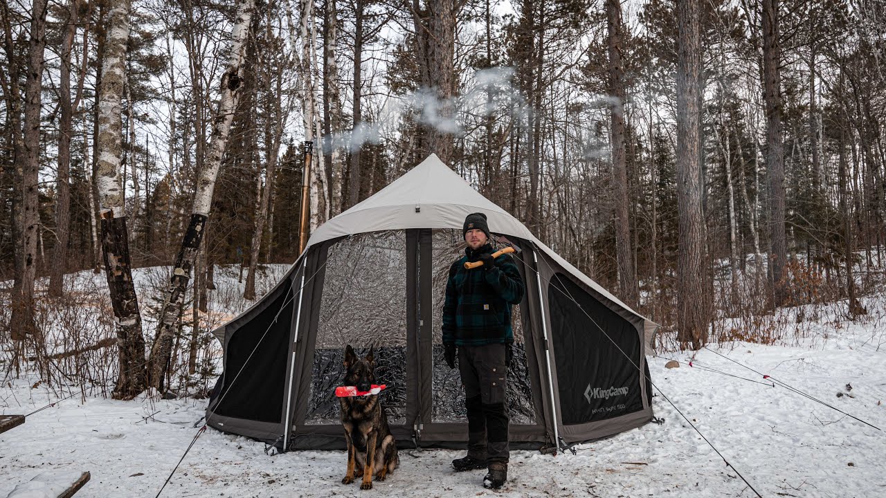 Зимний кемпинг с собакой в ​​огромной палатке Kingcamp Bell