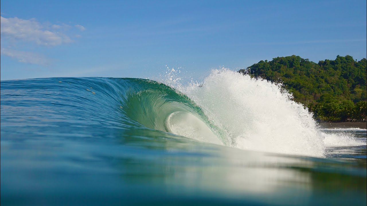 Surfing Costa Rica - Playa Hermosa