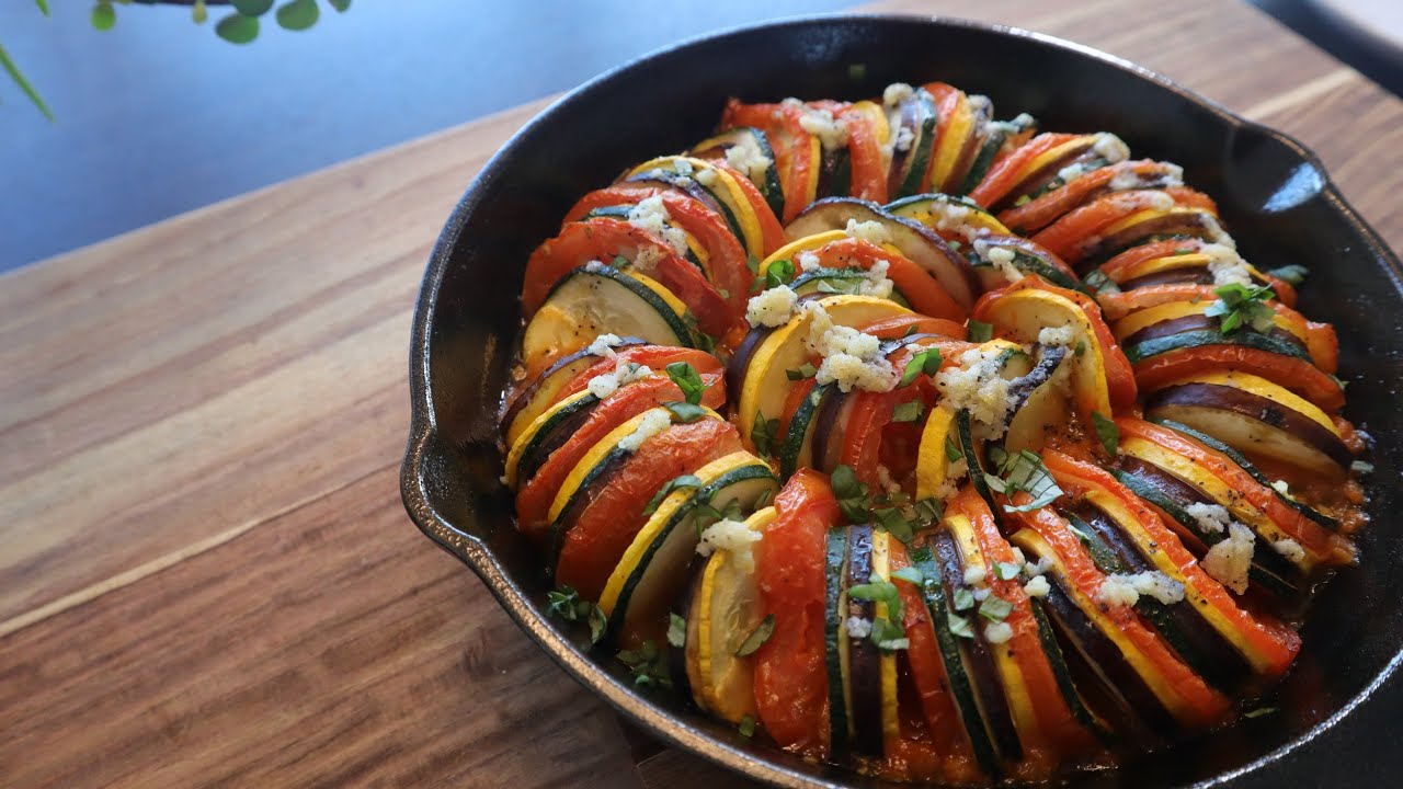 너무너무 쉬운데 맛은 최고! 영화 속 그 음식 라따뚜이! 집에 있는 재료로 쉽고 간단하게 만들어 보세요!