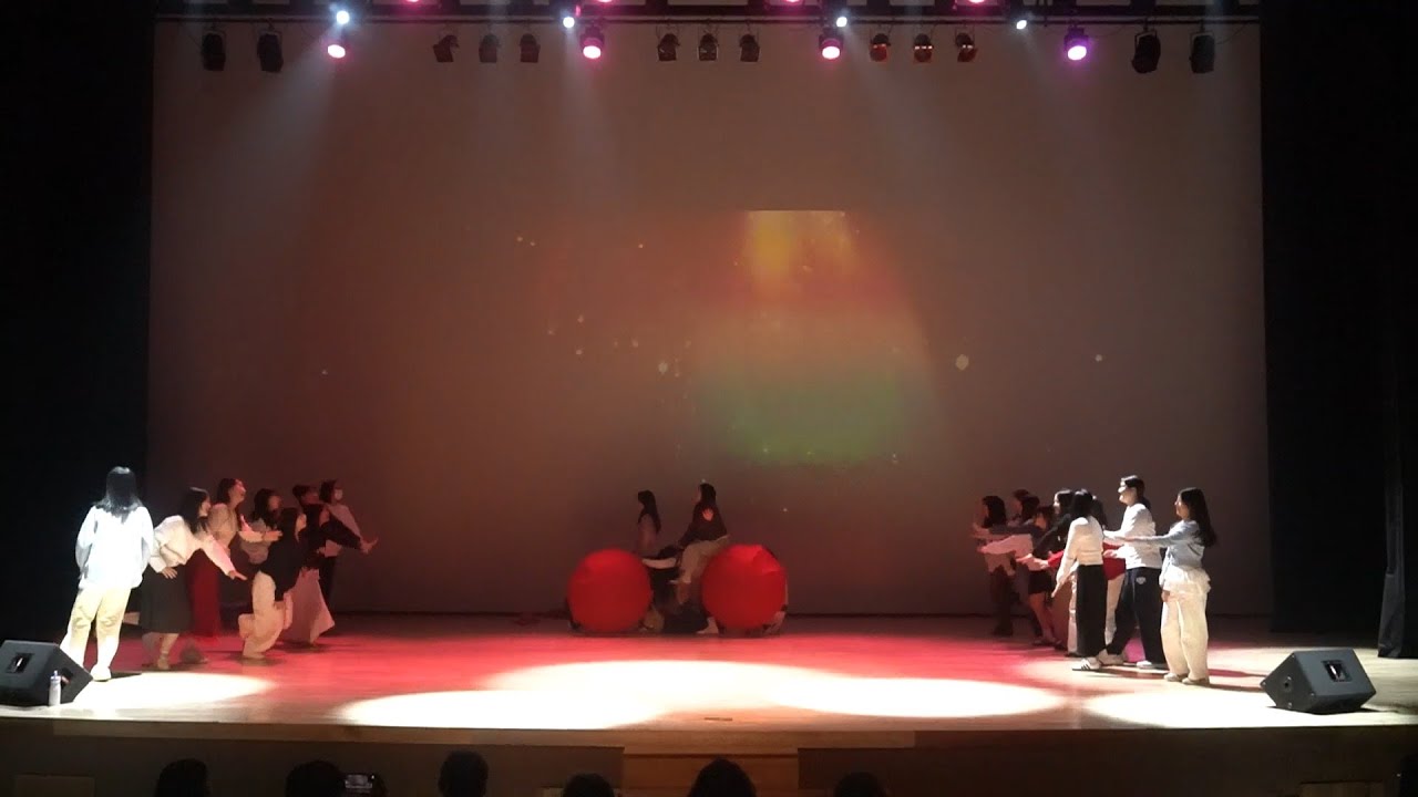 Dongducheon Girls' Middle School Performance Day 3-3 - It's Raining Men, Marry You