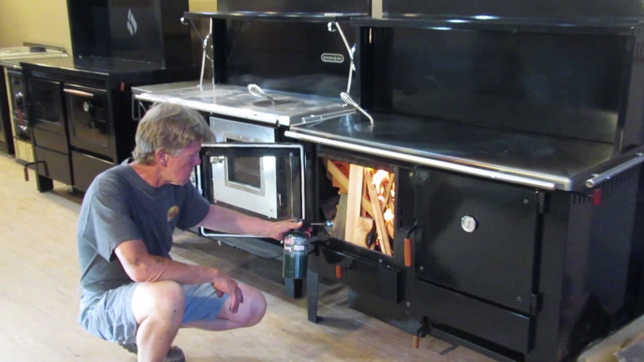 Obadiah's 2000 Wood Cookstove - Firing The Stove