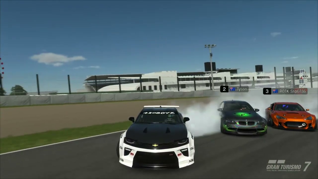 420DC and WOT. CHILLED DRIFT LOBBY.