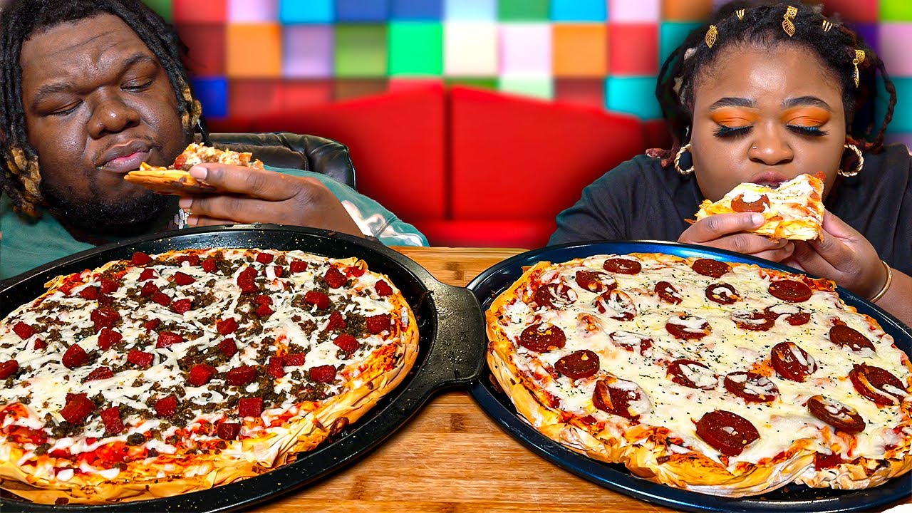 CRISPY HOMEMEADE PHYLLO DOUGH PIZZA 😱 RECIPE INSIDE!| MUKBANG EATING SHOW