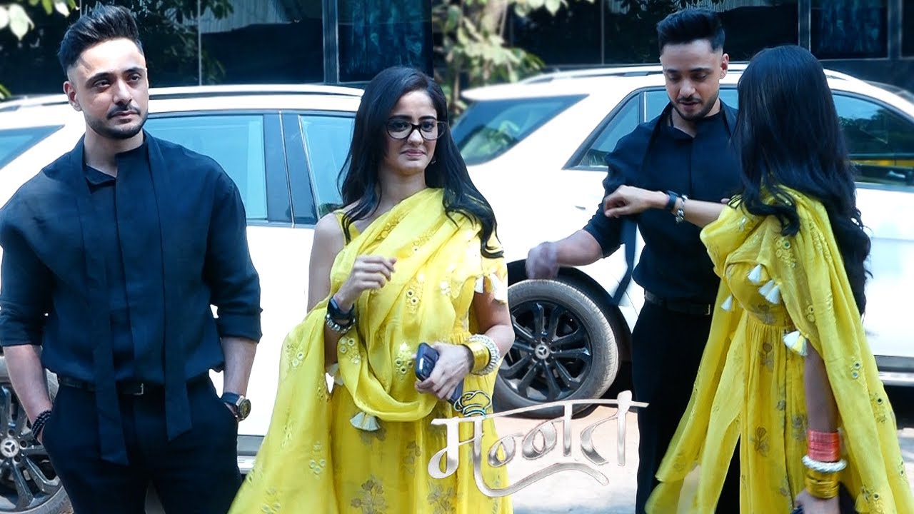 Ayesha Singh & Adnan Khan Promotes Their New Serial 'Mannat Harr Khushi Paane Ki' At Laughter Chefs2