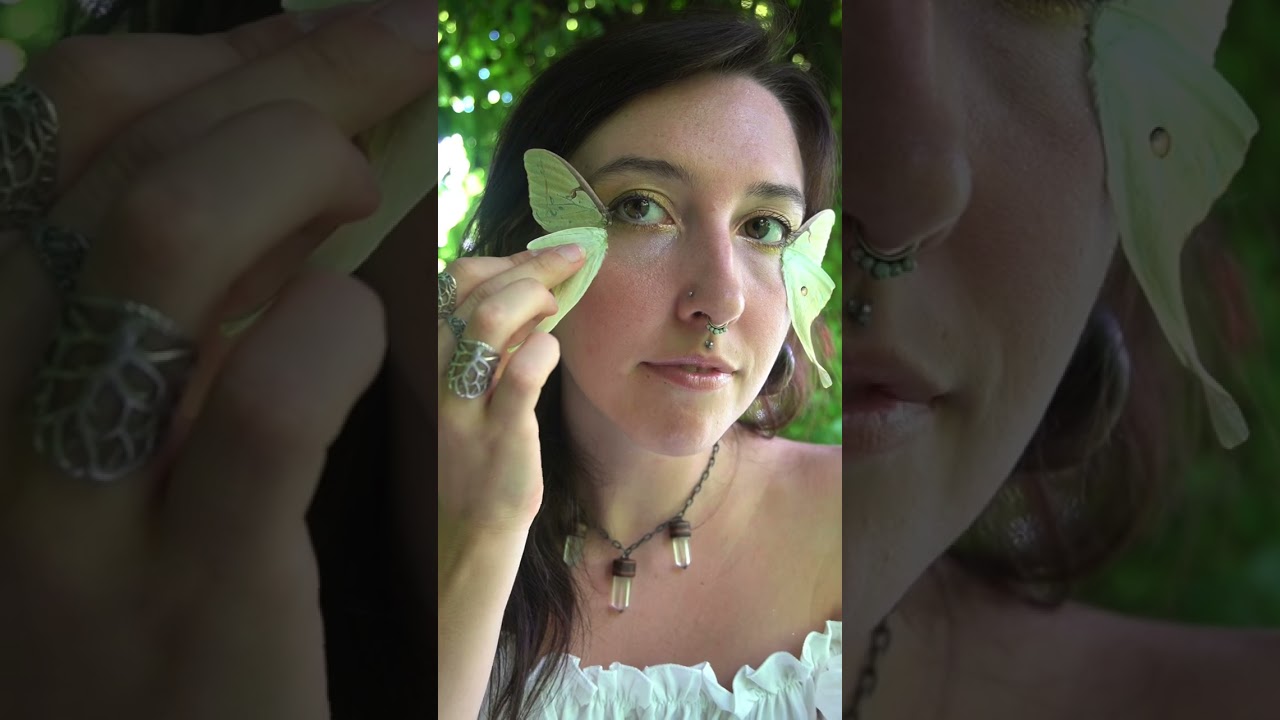 I found these perfect Luna moth wings out in the swamps so I decided to make some magic with them 💚