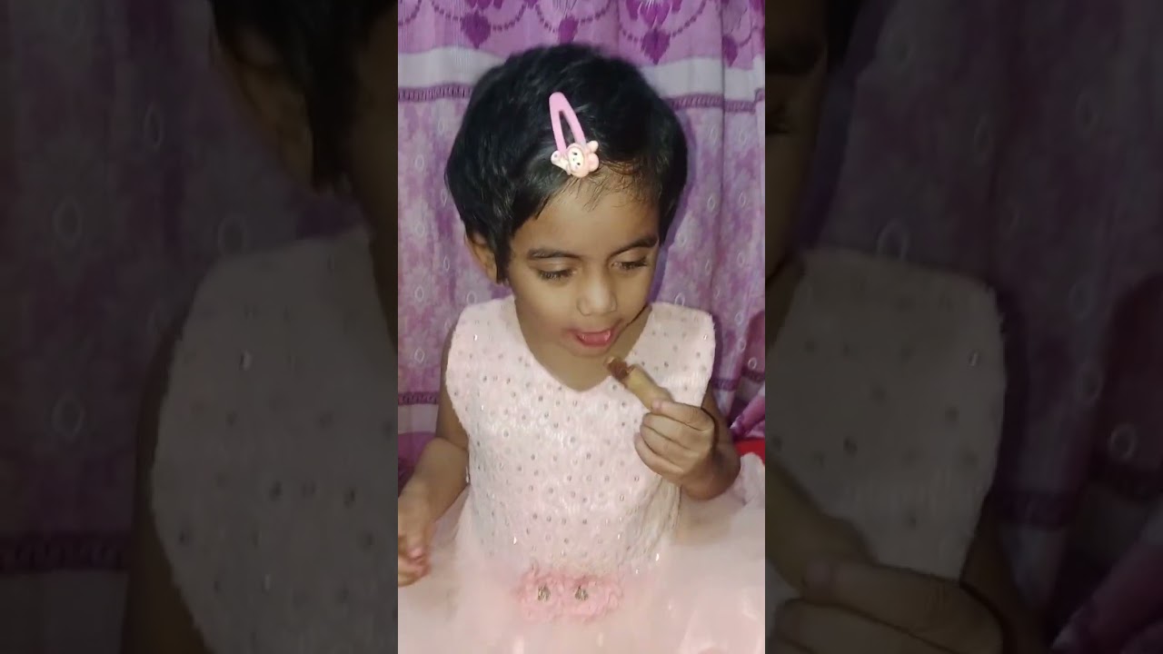 ফাইজা মনি তেঁতুল খেয়ে মাথা ঘুরে পড়ে গেছে