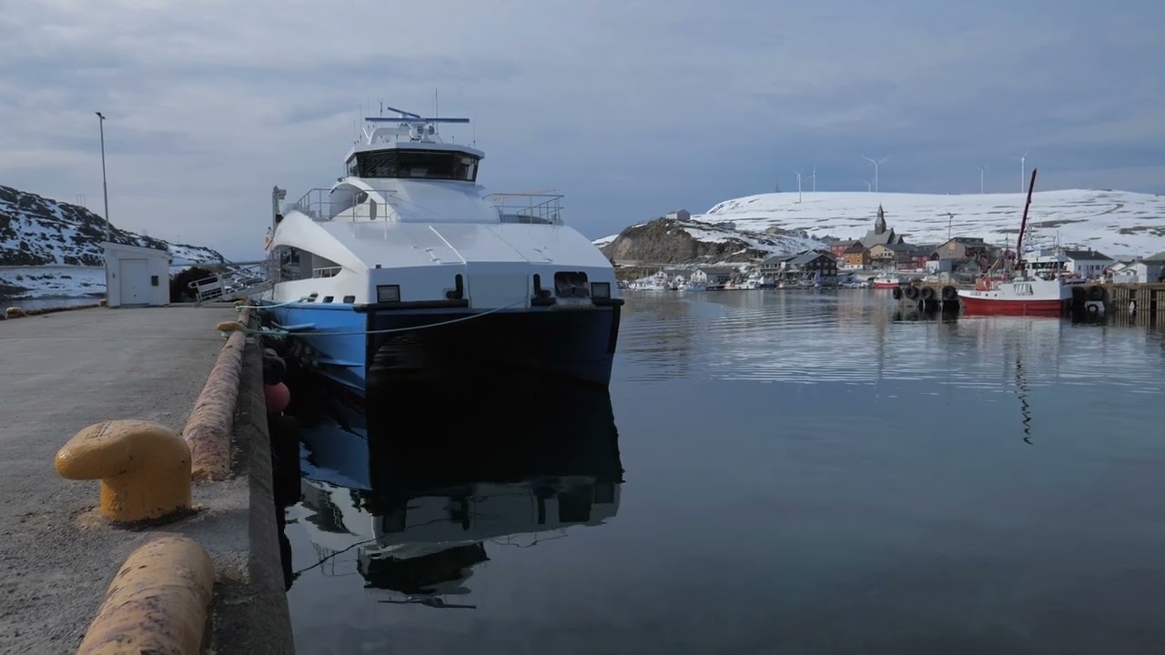 Enkel redigering av skudd fra hofta. Havøysund puls 16. April på ettermiddagen .