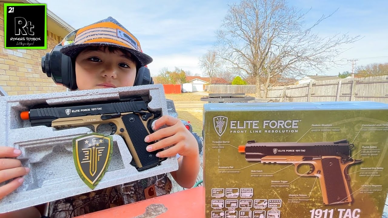 Распаковка страйкбольного пистолета Elite Force 1911 Blowback