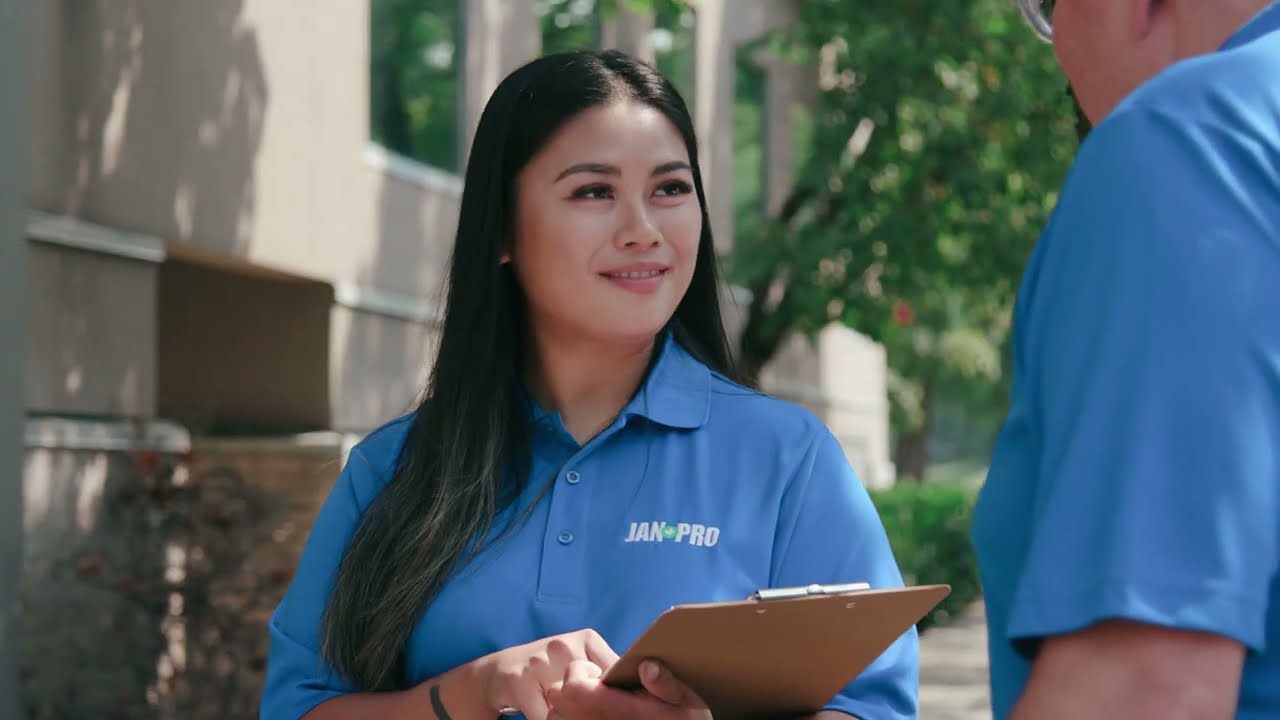 Services professionnels d&rsquo;entretien m&eacute;nager commercial au Qu&eacute;bec