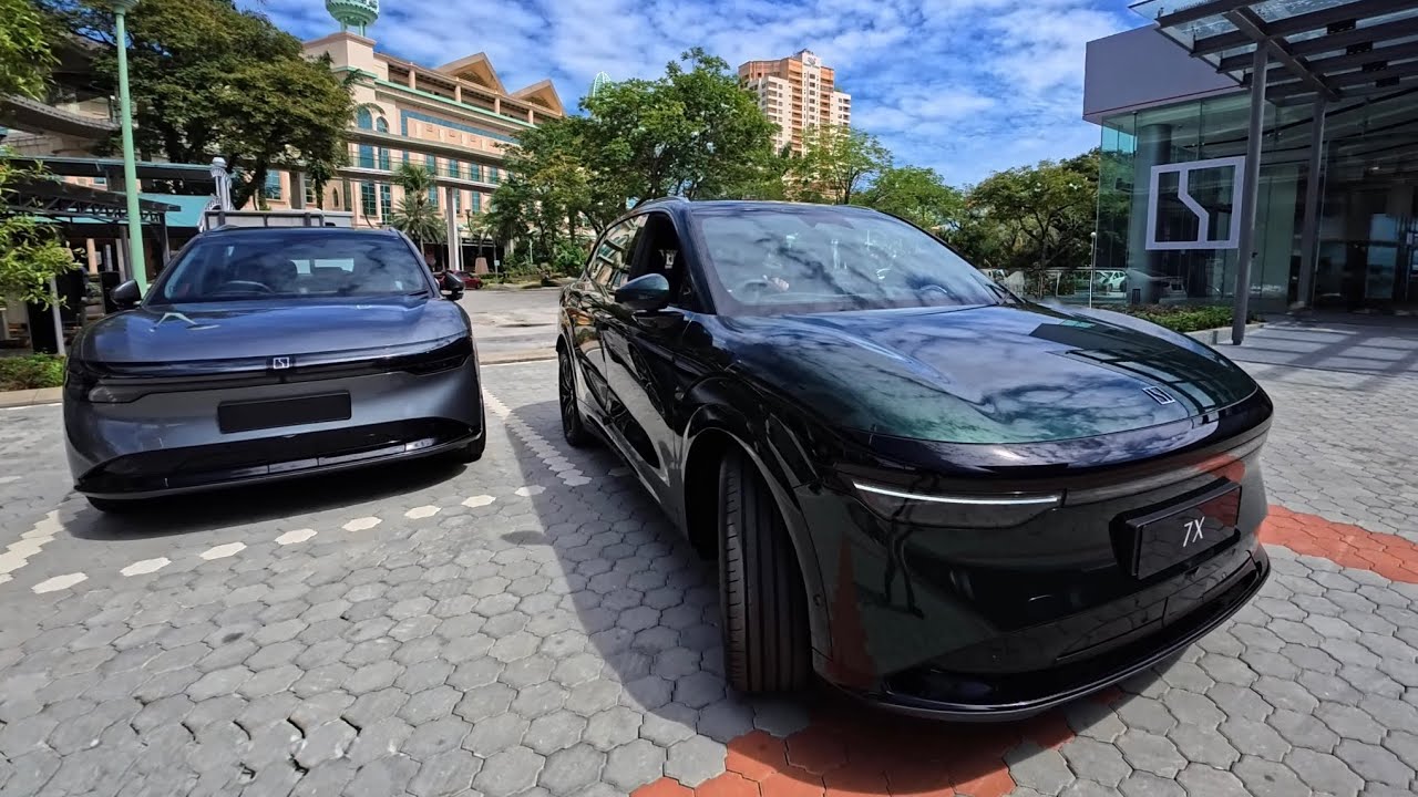 POV! Zeekr 7X AWD Perfomance vs RWD Long Range | Tech Grey & Forest Green Daylight Appearance! 