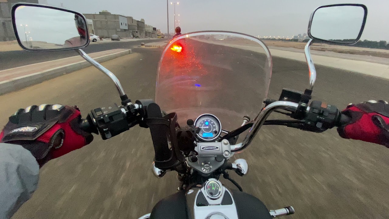 فلوق تجربة دراجة Bajaj Avenger افنجر كروز من وكالة بجاج