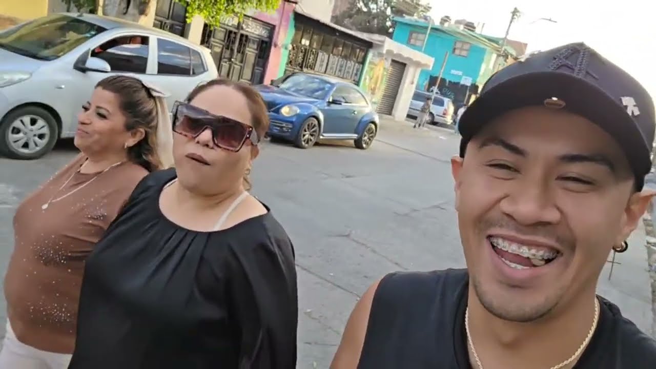 Chila la que enchila y Vivi está en vivo