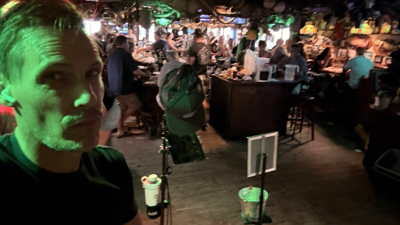 Irish Pub Live Looping: From Chill Acoustic to High-Energy Percussive Sets