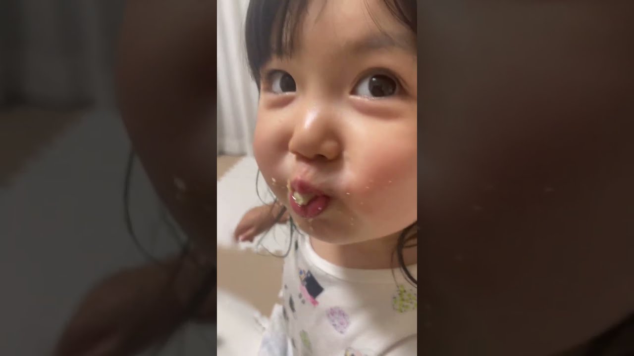 2歳0ヶ月の語彙力とパパへの嫌がらせが最高すぎるww/Her Japanese is broken, and her teasing of her dad at the end is cute.