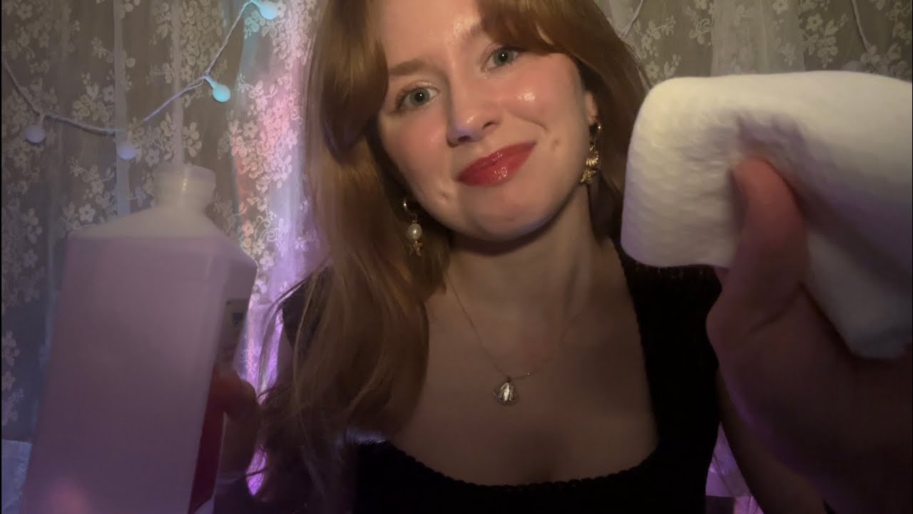 Одержимый фанат ASMR моет/латает тебя! (Ты герой/мститель)