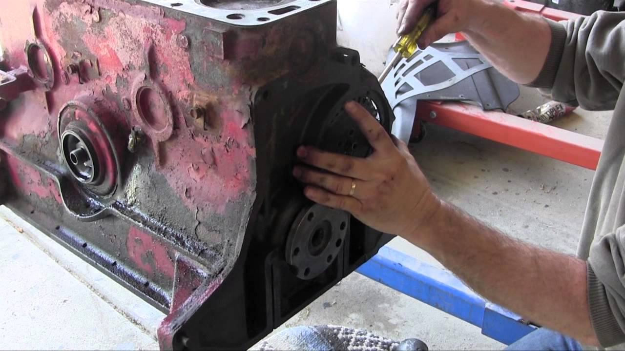 Ford Jubilee NAA Tractor Engine Rebuild Part 5 Clutch, Cam Shaft Removal and Engine on the Stand