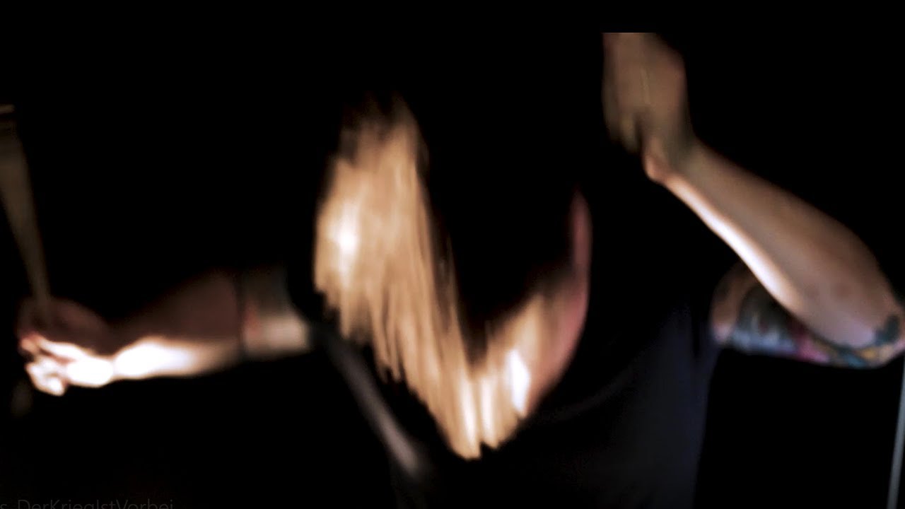 Bazooka Zirkus - Der Krieg ist vorbei (featuring Wally - Toxoplasma) - Official Video