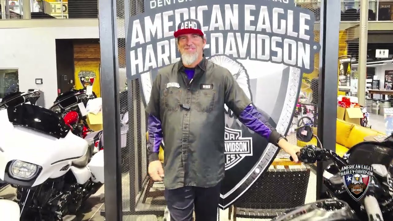 THE ALL-NEW 2025 CVO ROAD GLIDE ST IN HOT LAP