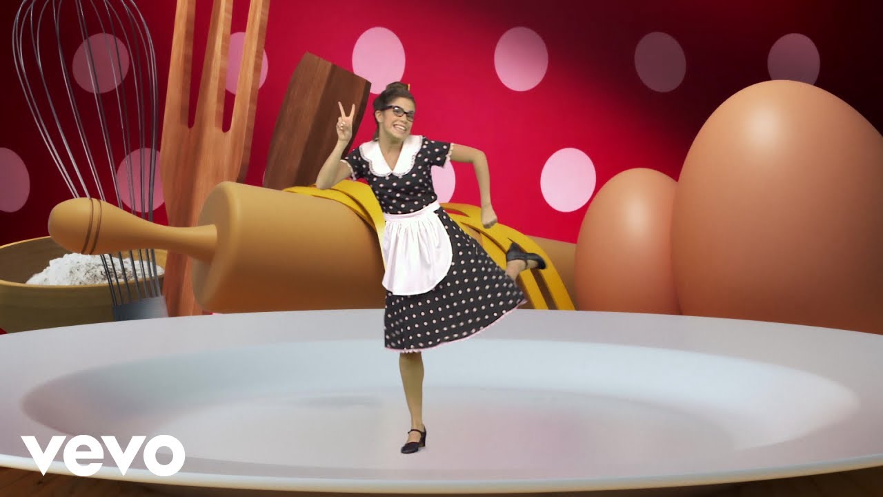 Piccolo Coro dell'Antoniano - Nonna Pina Superchef Baby Dance (Official Video)