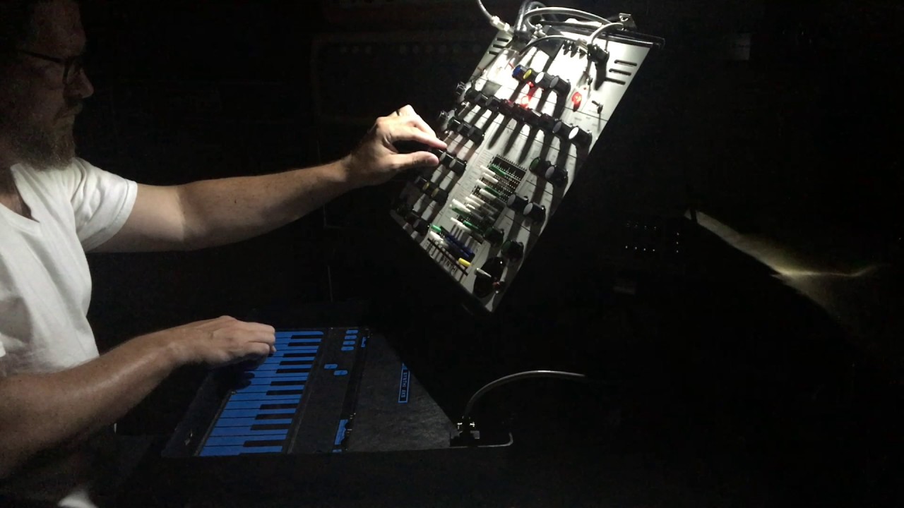 EMS Synthi AKS 8