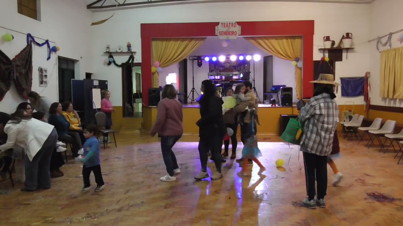 BAILE DE CARNAVAL EM SEMIDEIERO COM CARLOS PINTO  16 02 2026 8