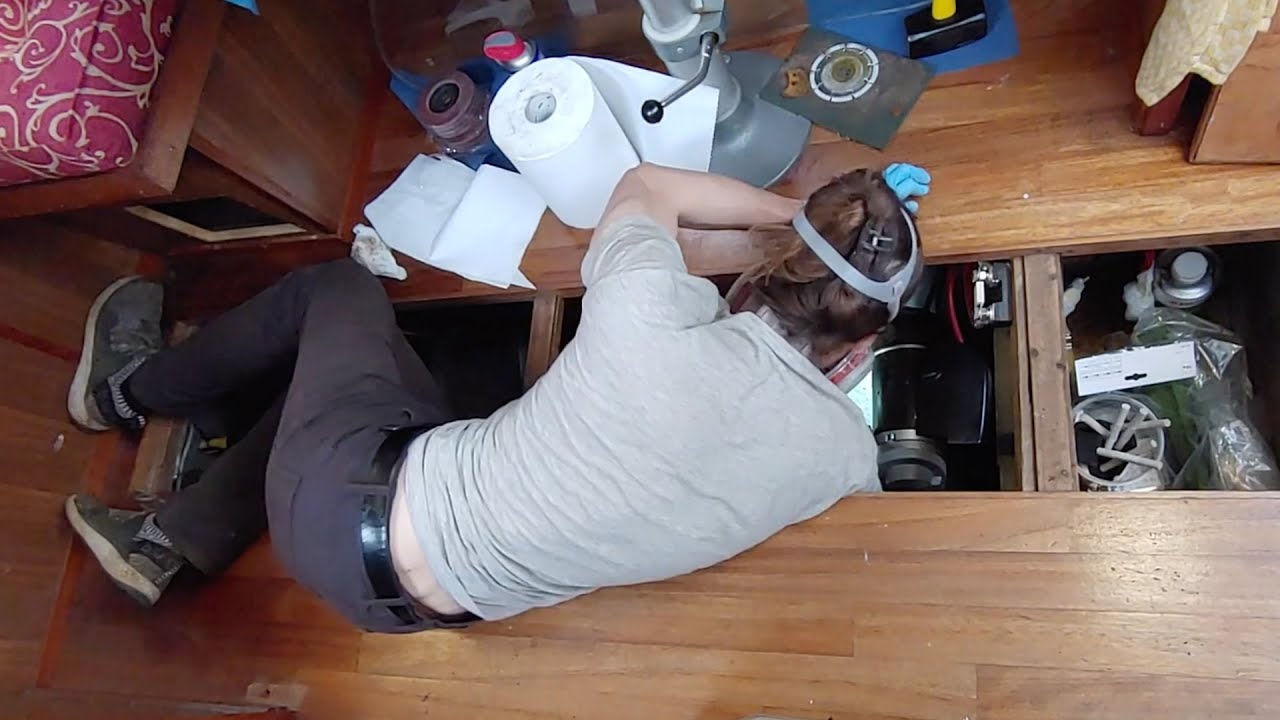 Restoring a Rusty Bilge on a Steel Boat - Week 6 - Vintage Yacht Restoration Vlog