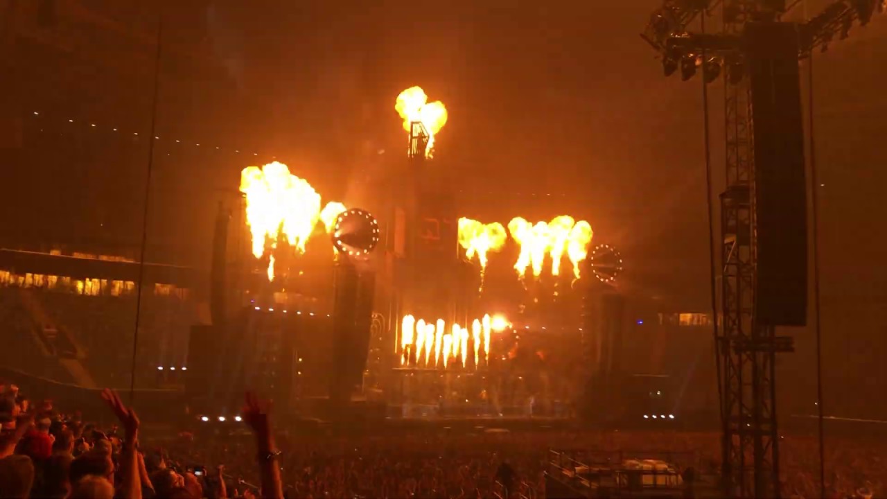 RAMMSTEIN - Sonne, live in Gazprom Arena, St. Petersburg, 2019