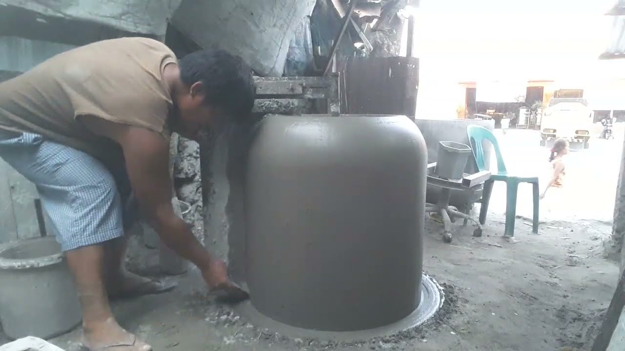 HOW TO MAKE BIG AND TALL CONCRETE PLANTERS/PAANO GUMAWA NG MALAKING PASO#TUTORIAL#BIGPOT#TALLPOT