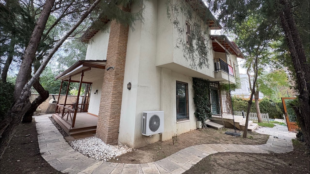 Form Bornova AVM Karşısı 372/4 Sokak’ta Satılık Villa