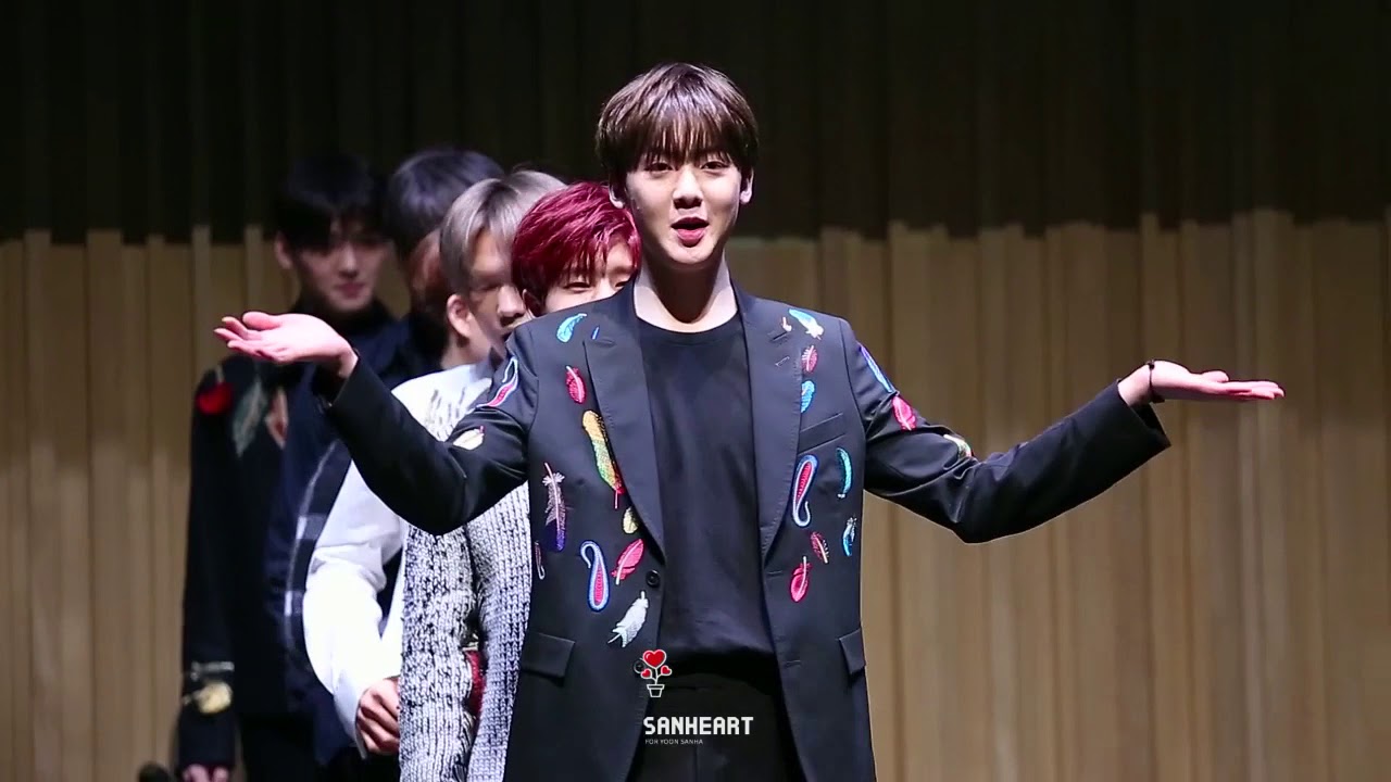 171224 아스트로(ASTRO）종로팬싸  last christmas + white love -윤산하 focus（여러분 메리 크리스마스 🎄💞)