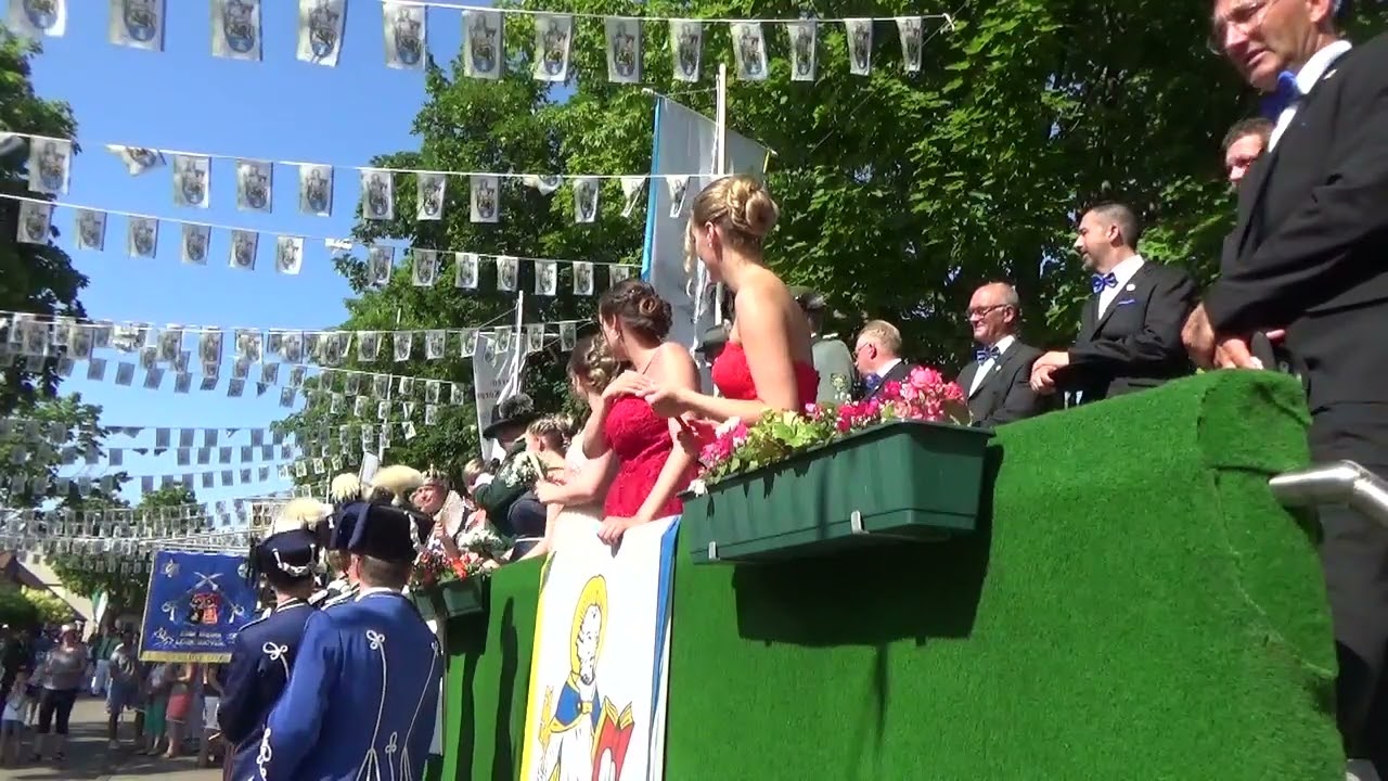 Brauchtumsfest Brauchtum & Tradition NRW - Bedburg Königshoven 2023  Begrüßung der Gäste öniugshoven