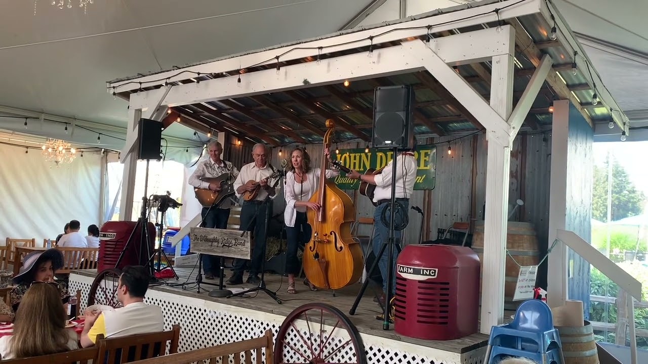 Willoughby Ridge Band Performing at Krause Farm