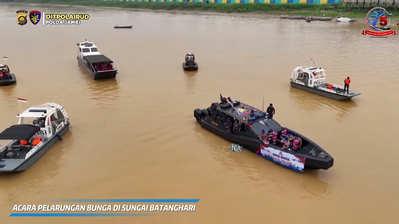 UPACARA TABUR BUNGA DITPOLAIRUD POLDA JAMBI DALAM RANGKA HUT KE-75 POLAIRUD 