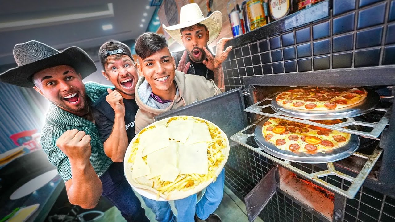 FIZ PIZZA NO FORNO A LENHA PRA TODOS MEUS AMIGOS NA FAZENDA