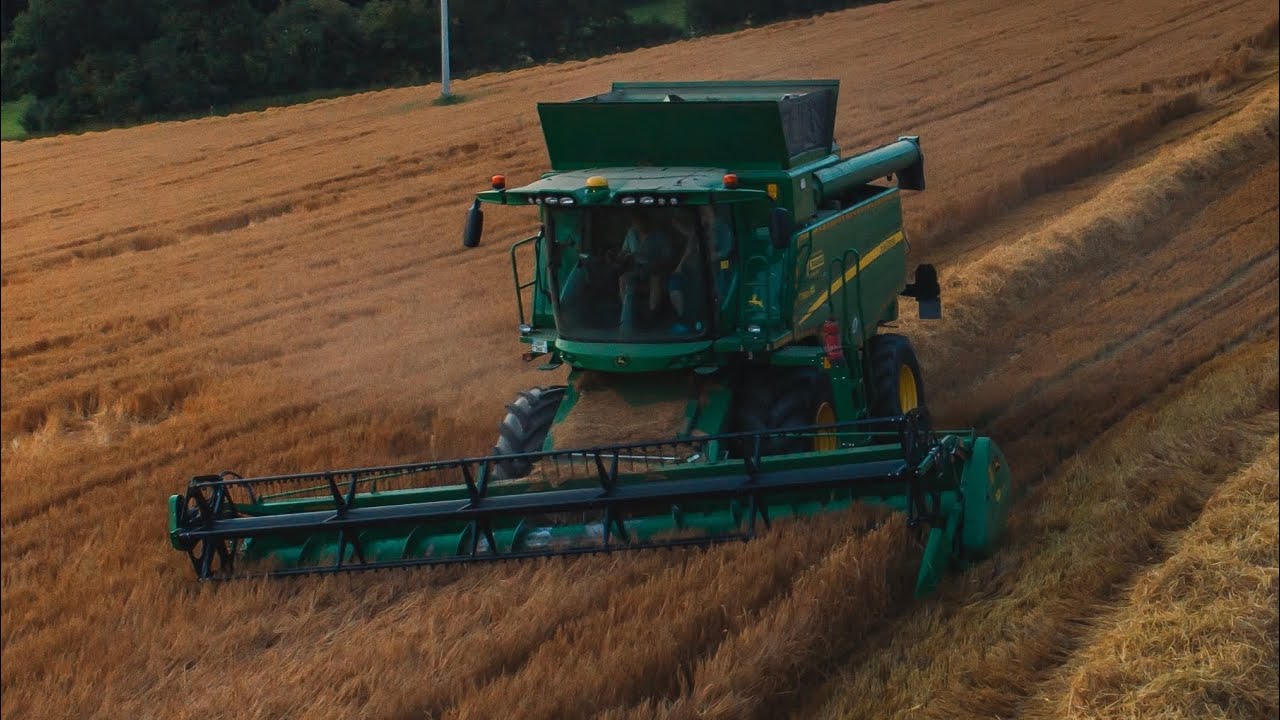 Gerstendrusch! - Vlog #13 2020 - John Deere T560i Hillmaster - Lohnunternehmen Traurig Schafhof