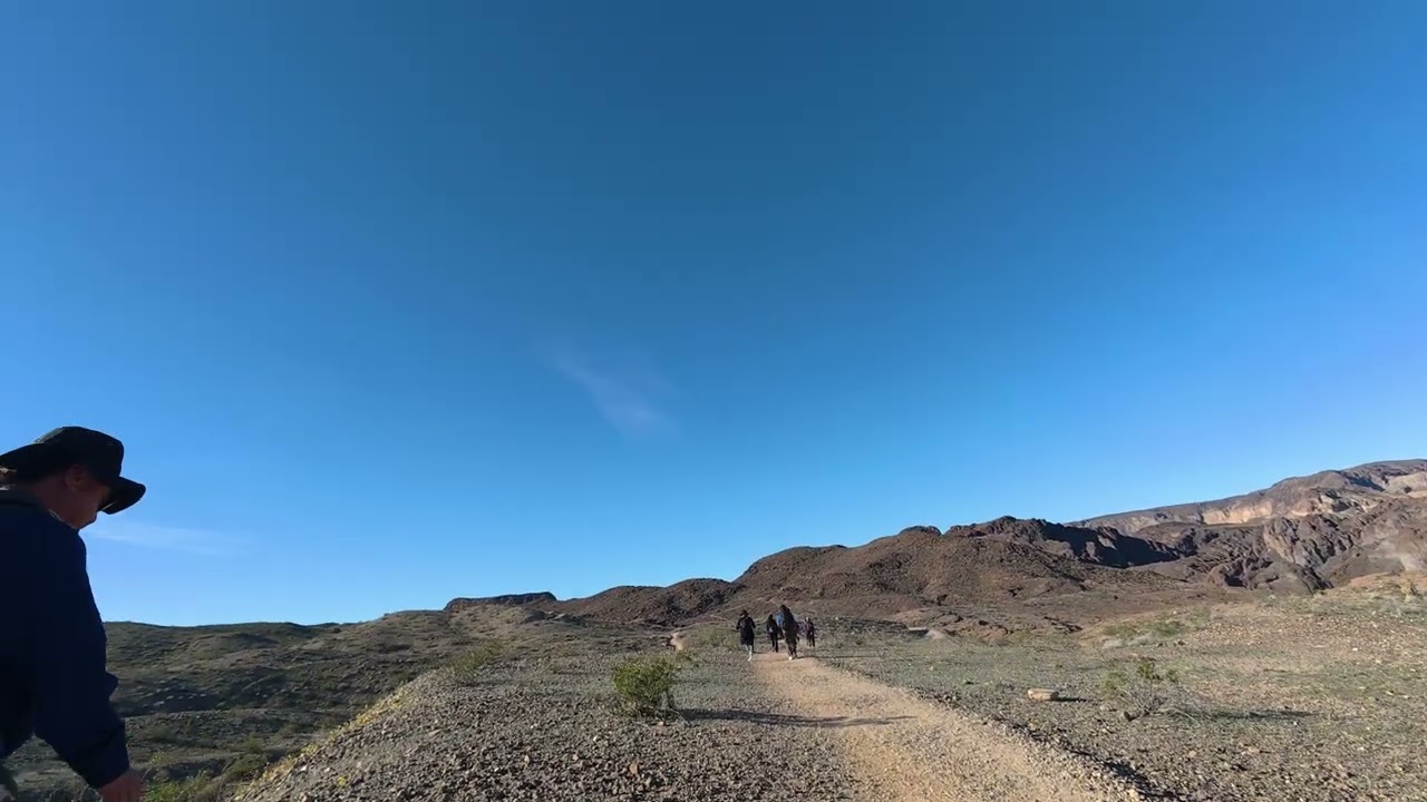 Caminando Hacia Los Hot Springs 2