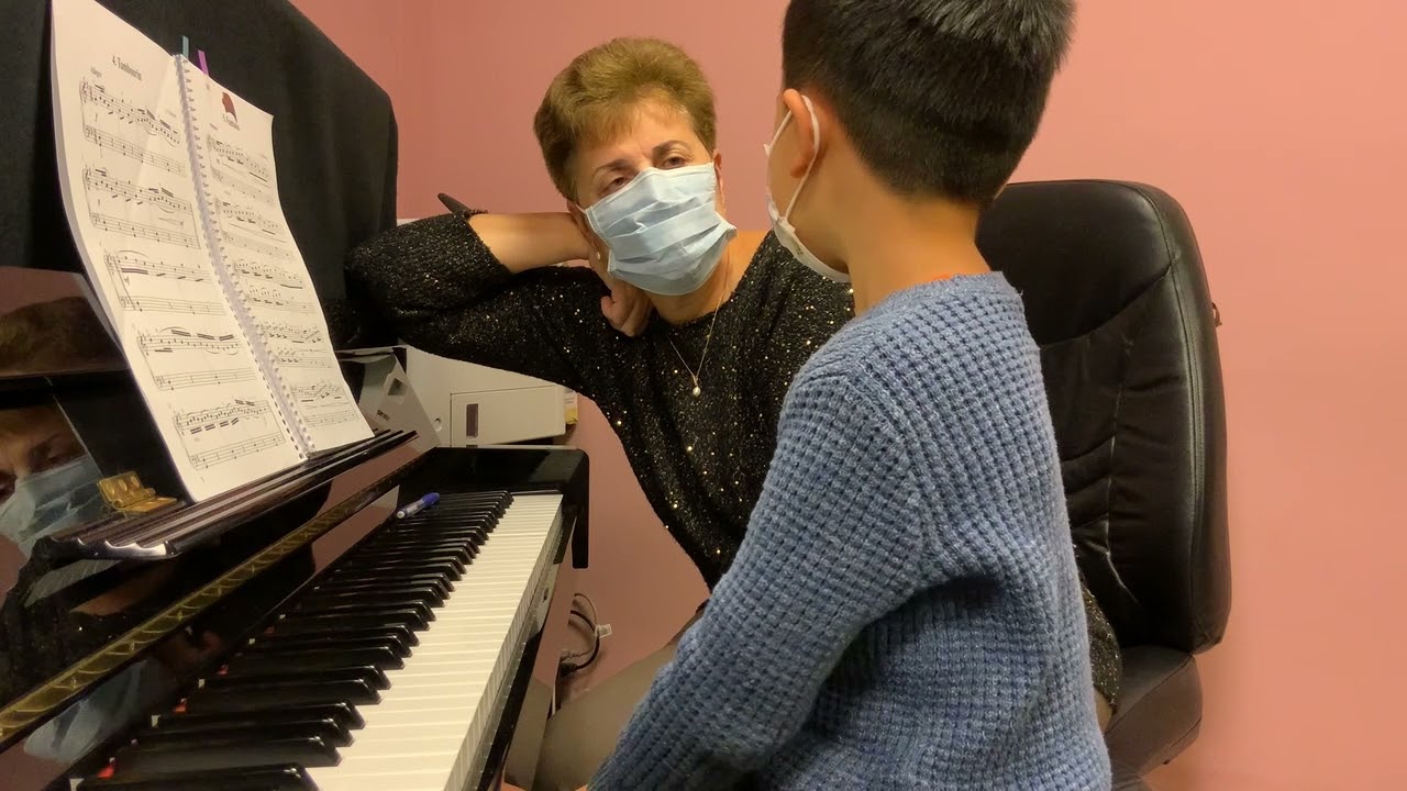 Teaching piano to a young student. Jerry (5) Irina Gorin  Schytte. Etude Haslinger. Sonatina