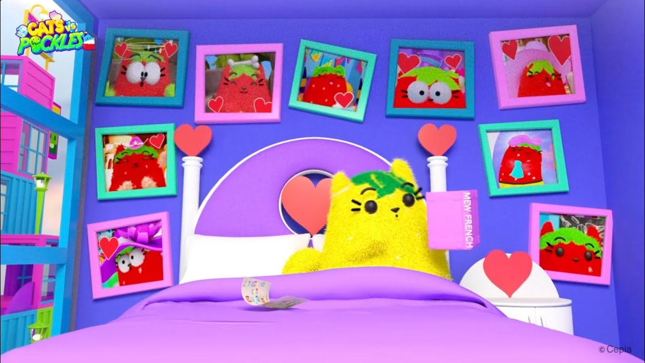 Cats vs Pickles Presents: Luv Pawberry