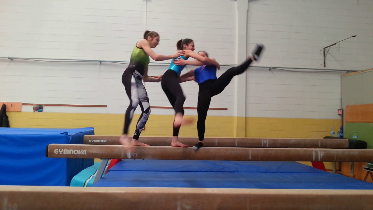 Sfida equilibrio lady challenge ginnastica artistica