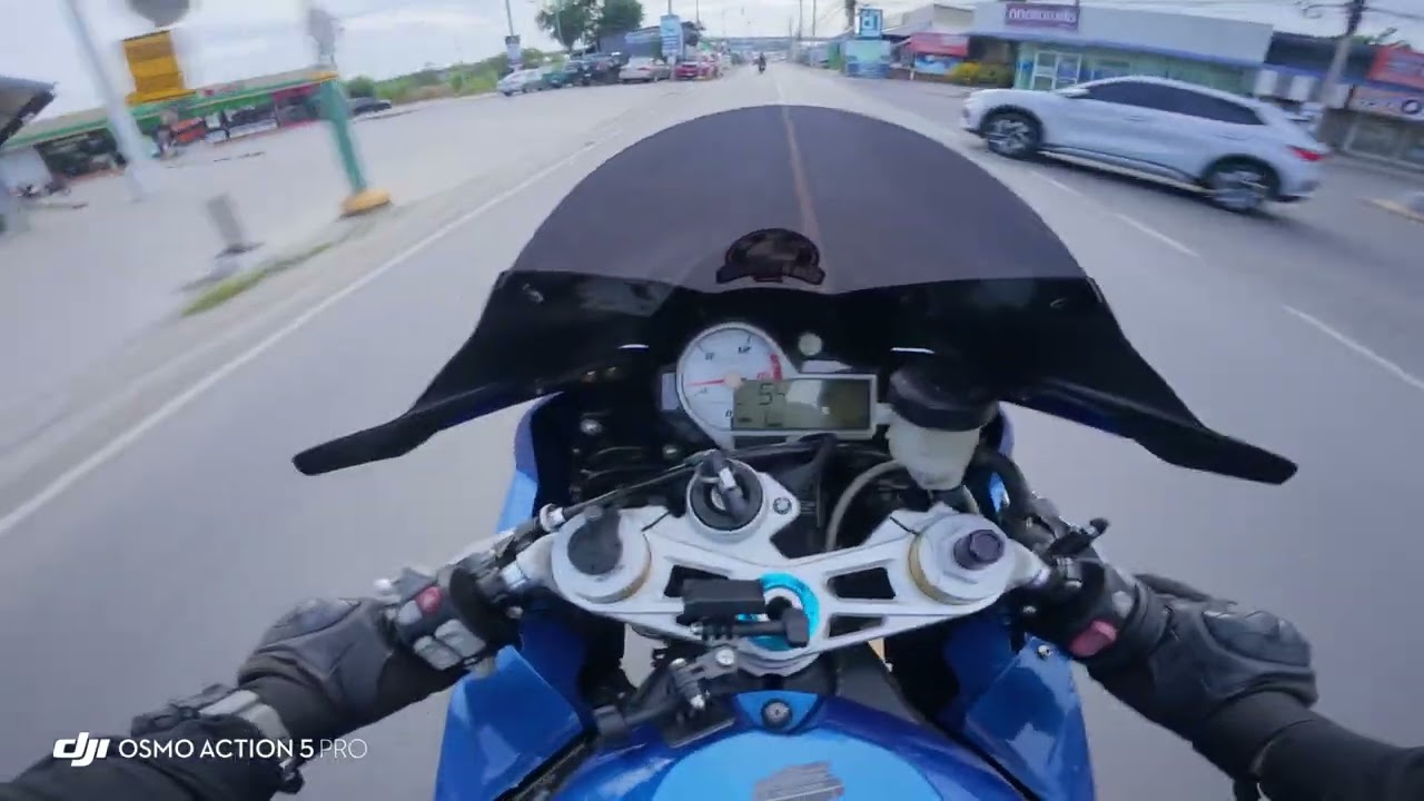 บรรยากาศยามเช้า รีบทุกวัน🤣🤣 #bmws1000rr #บักหลามช่างหนุ่ม #guขี่s1000 