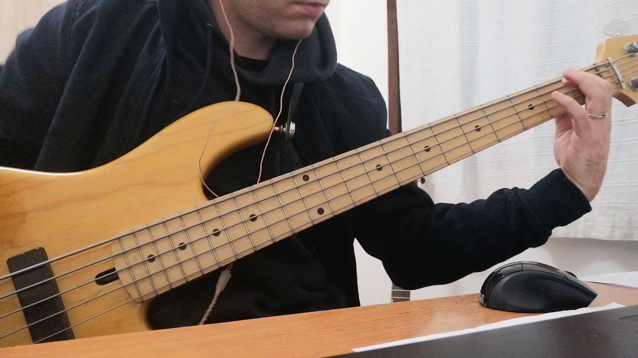 YOU ARE THE LIVING WORD - FRED HAMMOND ( BASS COVER)