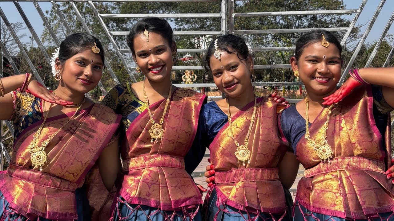 Our dance performance❤️✨|| Manasi's Vlogs 