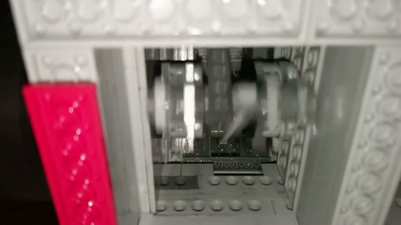 Slow-Mo Lego V8 Crankshaft