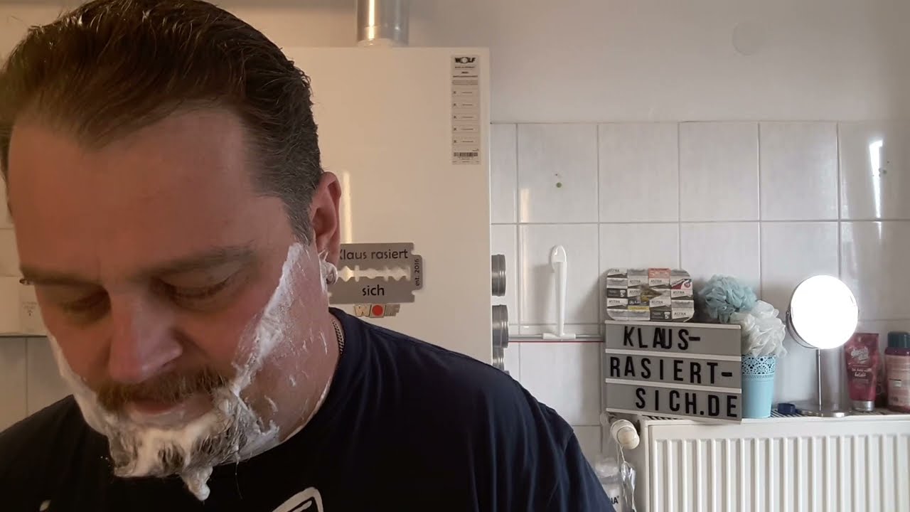 Klaus rasiert sich - Opencomb Wochen Alter Holländer und Klingendesaster