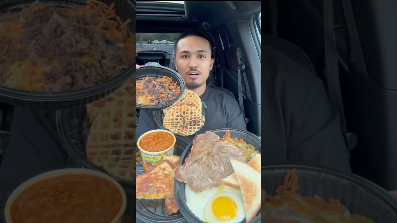 WAFFLE HOUSE for the FIRST TIME🧇 #shorts