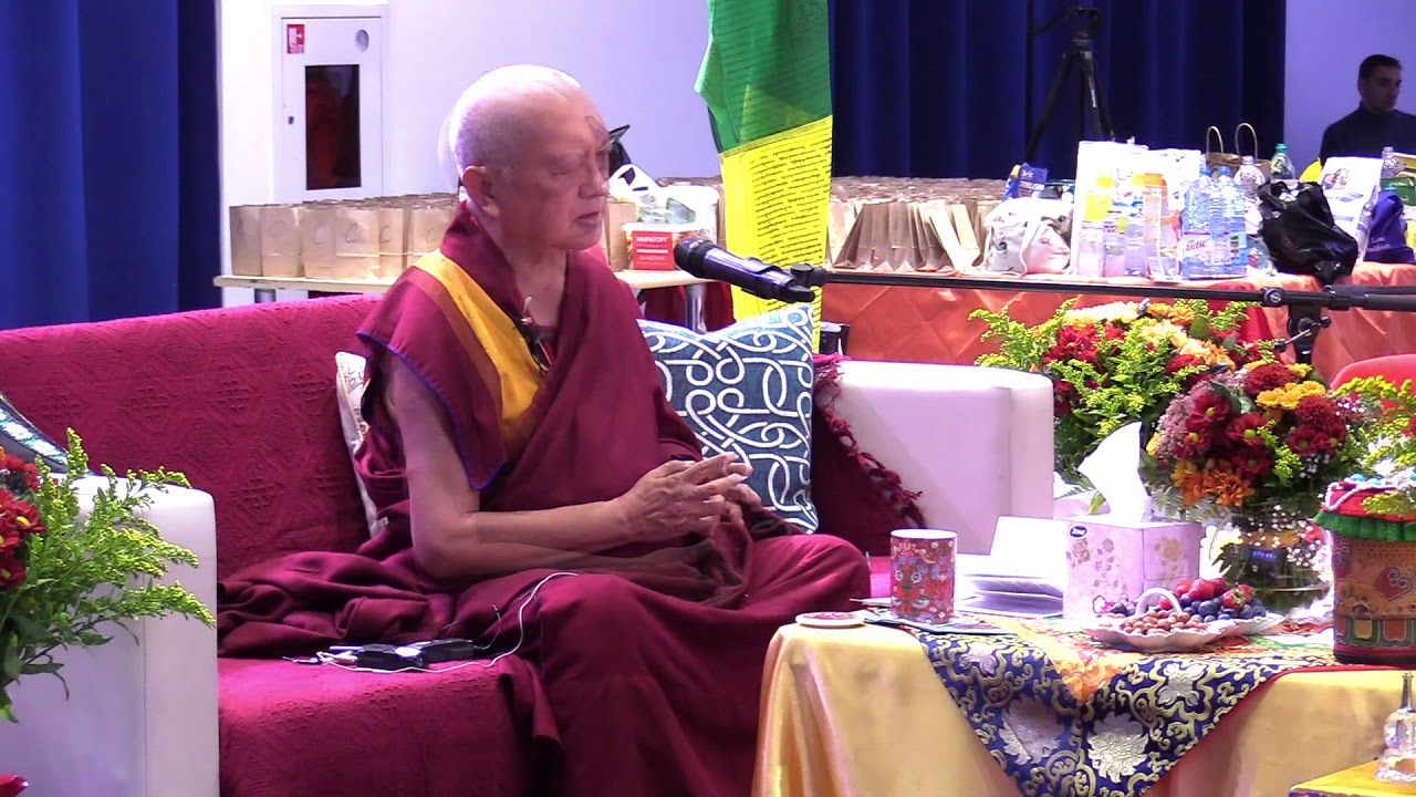 20190929 XXT #LamaZopaRinpoche recites mantras to bless animals