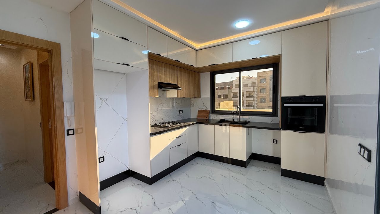 الزين والفصالة بواجهتين بمساحة 110متر 🥰بمدينة السوالم ☎️0629652341